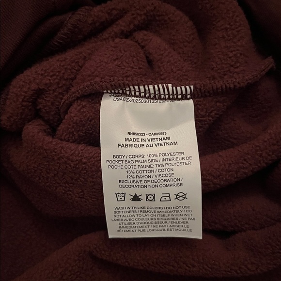 NWT Nike Therma-FIT Sweatshirt - Picture 9 of 15